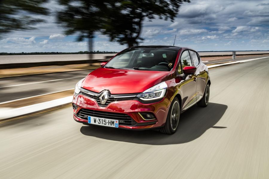  Renault Clio 2016 года  (фото 57 из 80)